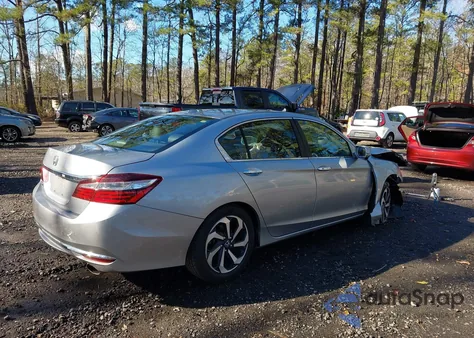 2017 Honda Accord Ex-L z USA, uszkodzony, nr VIN 1HGCR2F98HA073063